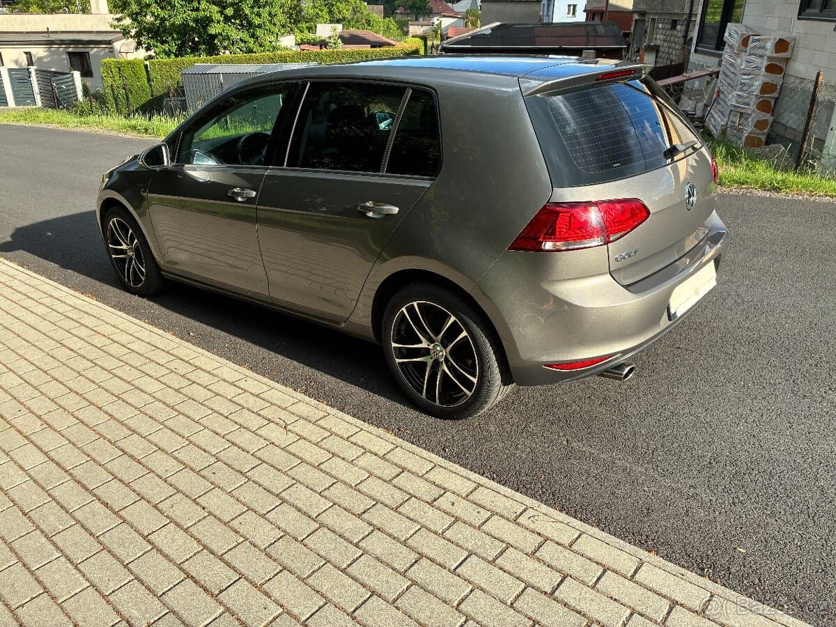 2015 Volkswagen GOLF - 6
