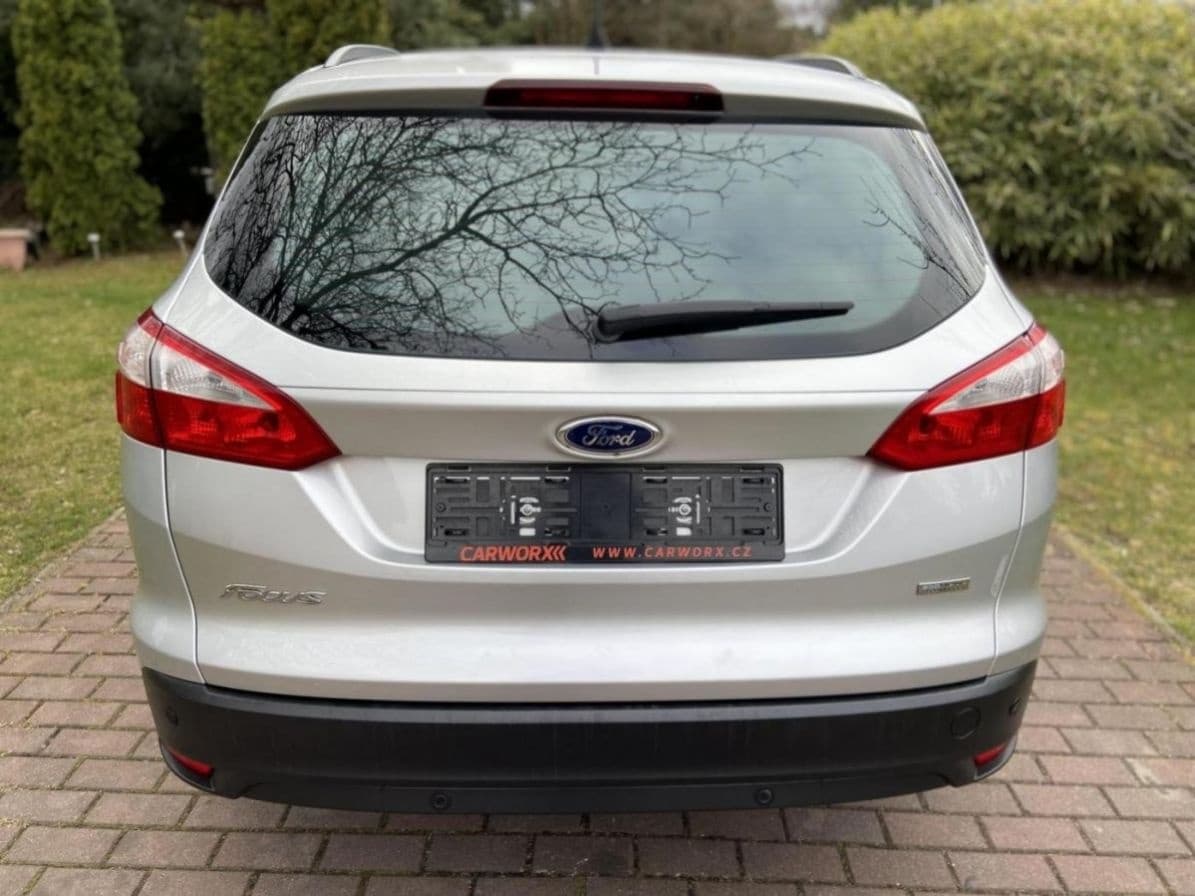 2011 Ford FOCUS - 6