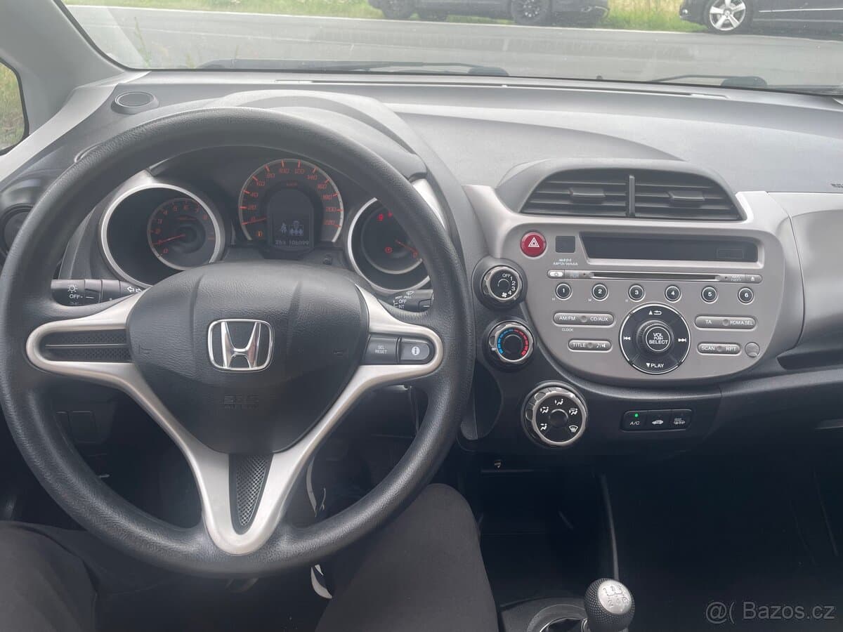 2009 Honda JAZZ - 6