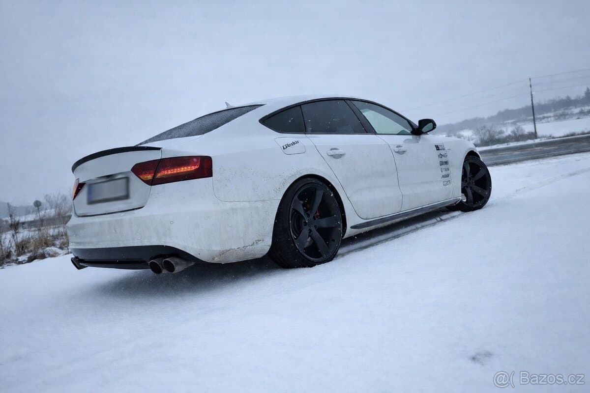 2011 Audi S5 - 6