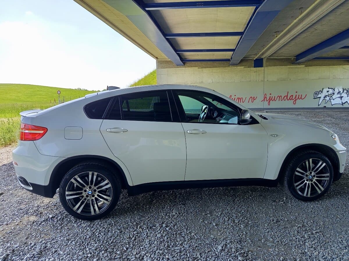 2013 BMW X6 - 6