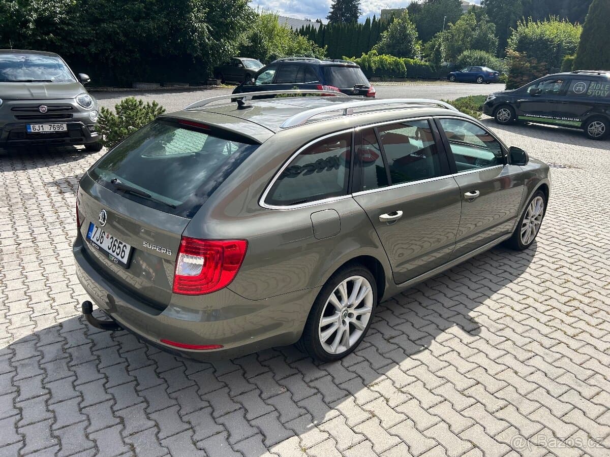 2014 Škoda SUPERB - 6