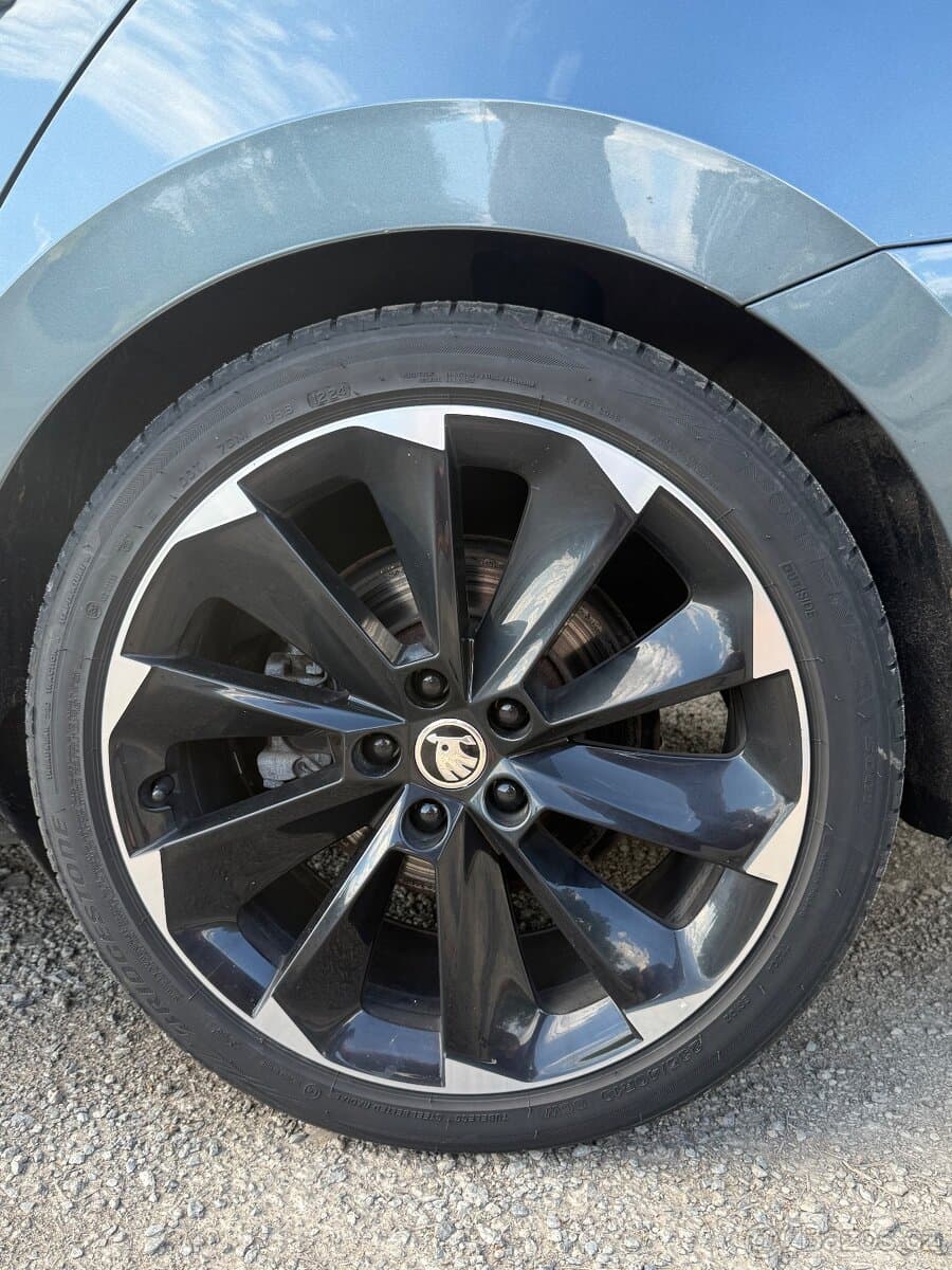 2019 Škoda SUPERB - 6