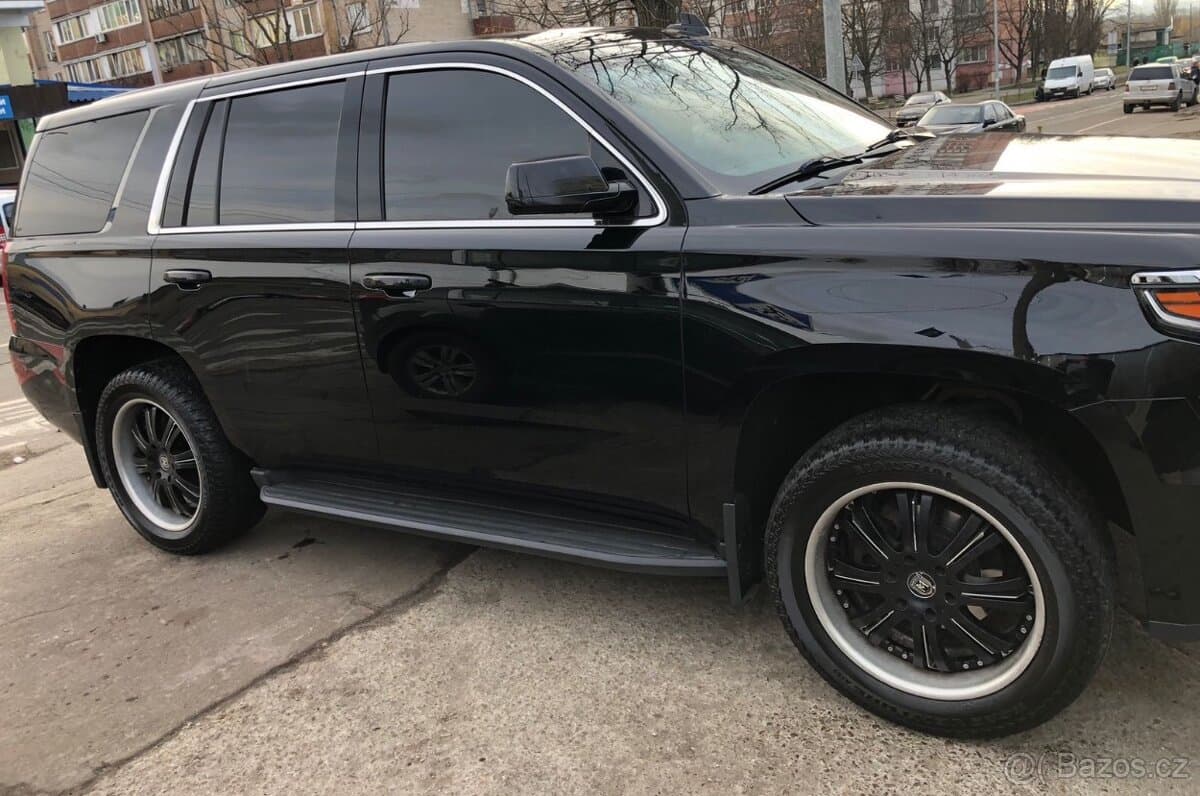 2017 Chevrolet TAHOE - 6