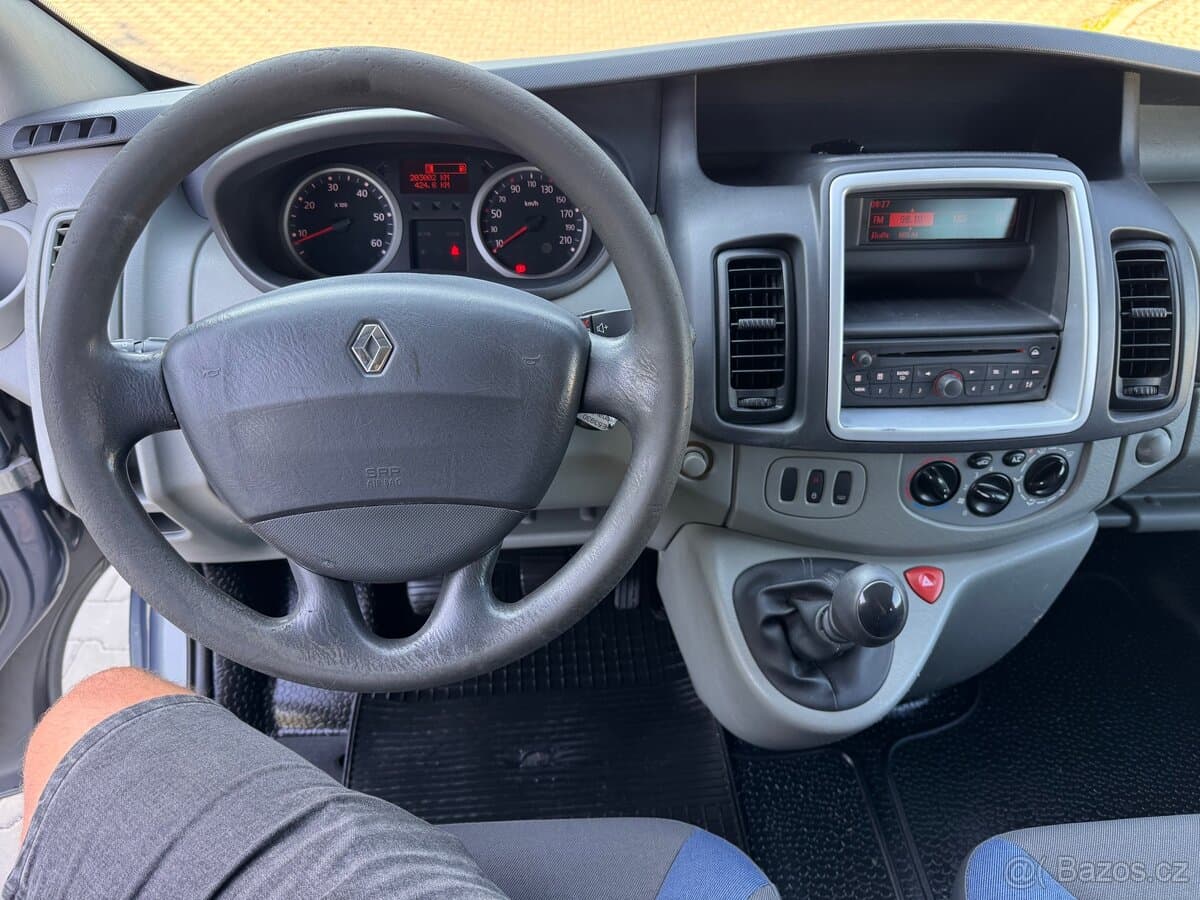 2012 Renault TRAFIC - 6