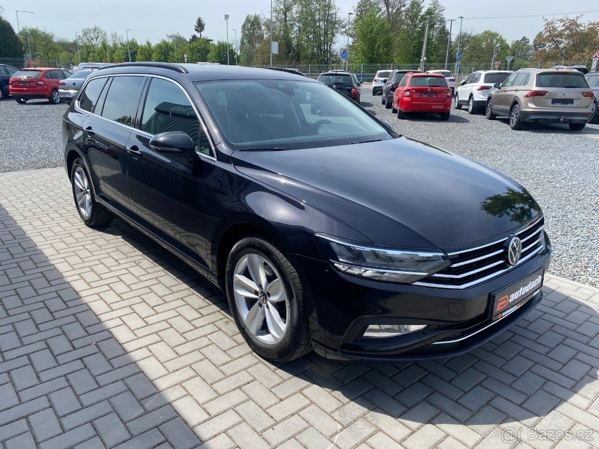 2022 Volkswagen PASSAT - 6