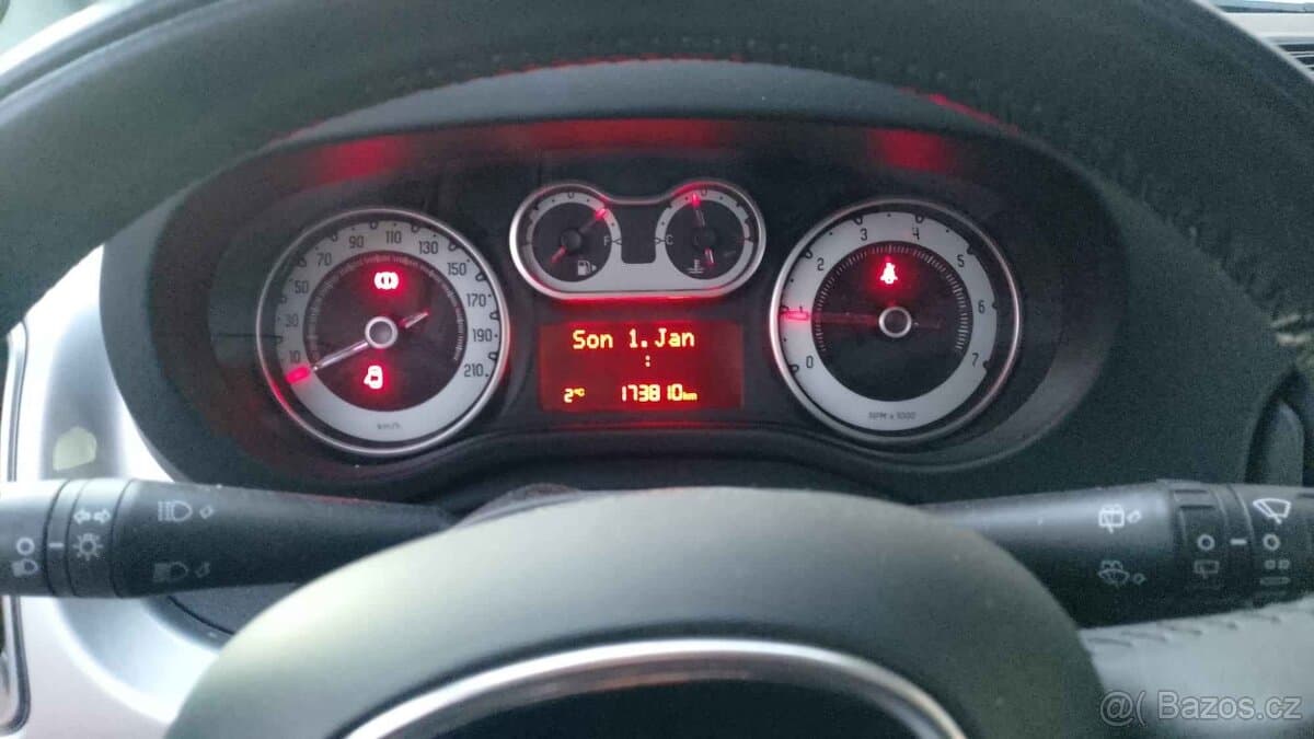 2013 Fiat 500L - 6