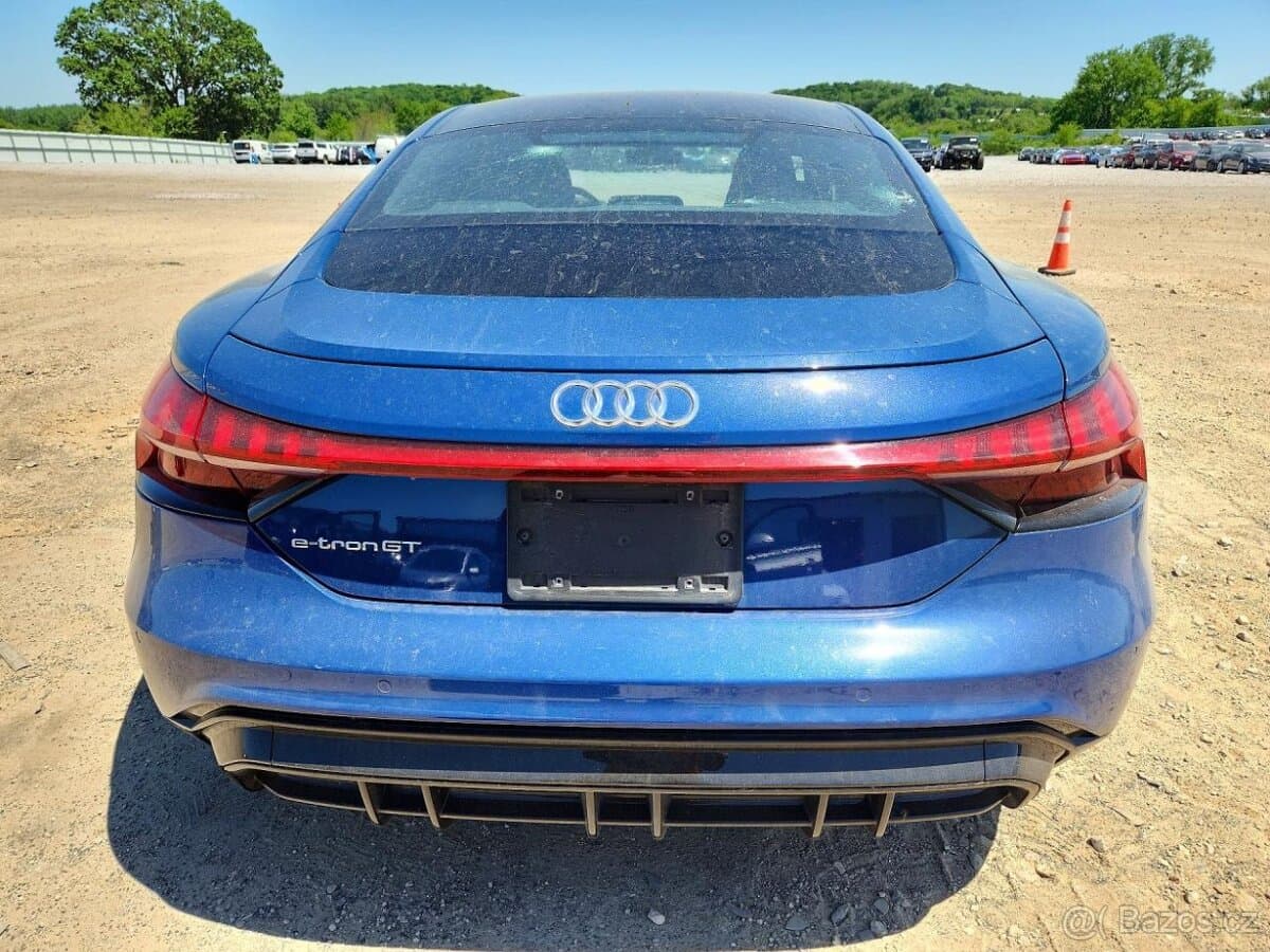 2022 Audi E-TRON - 6