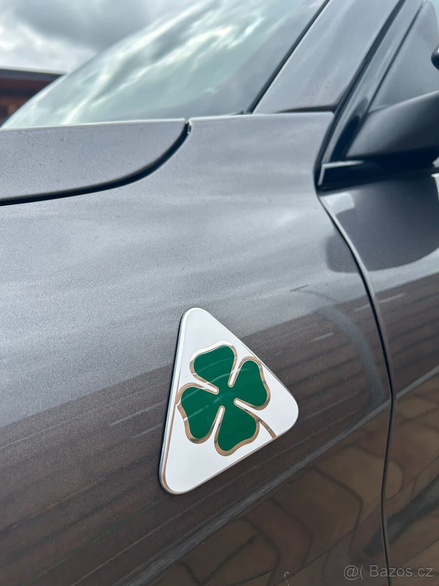 2020 Alfa Romeo STELVIO - 6