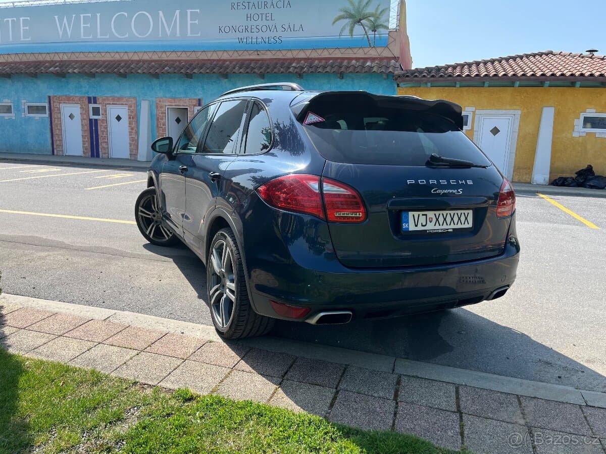 2012 Porsche CAYENNE - 6