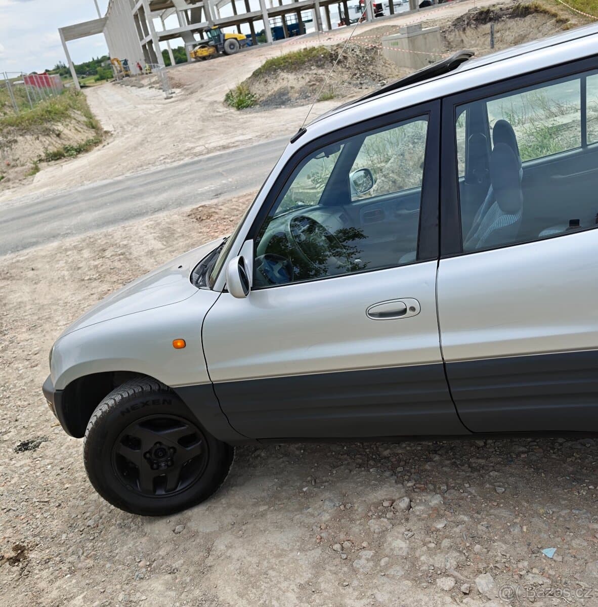 1998 Toyota RAV4 - 6