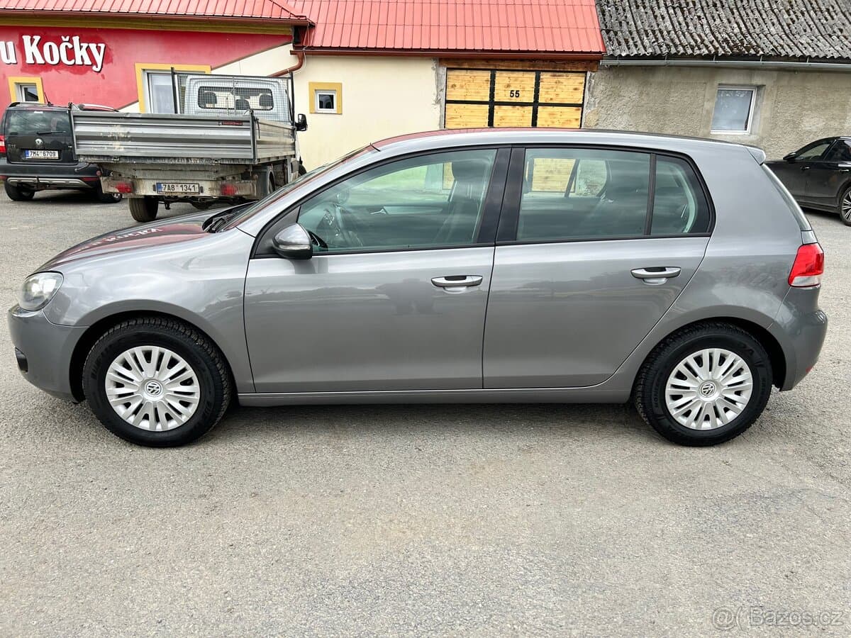 2010 Volkswagen GOLF - 6