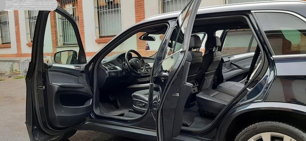 2020 BMW X5 - 6