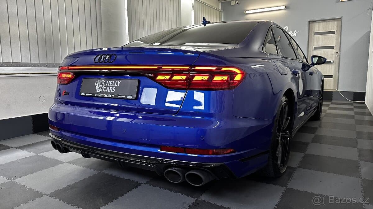 2022 Audi S8 - 6