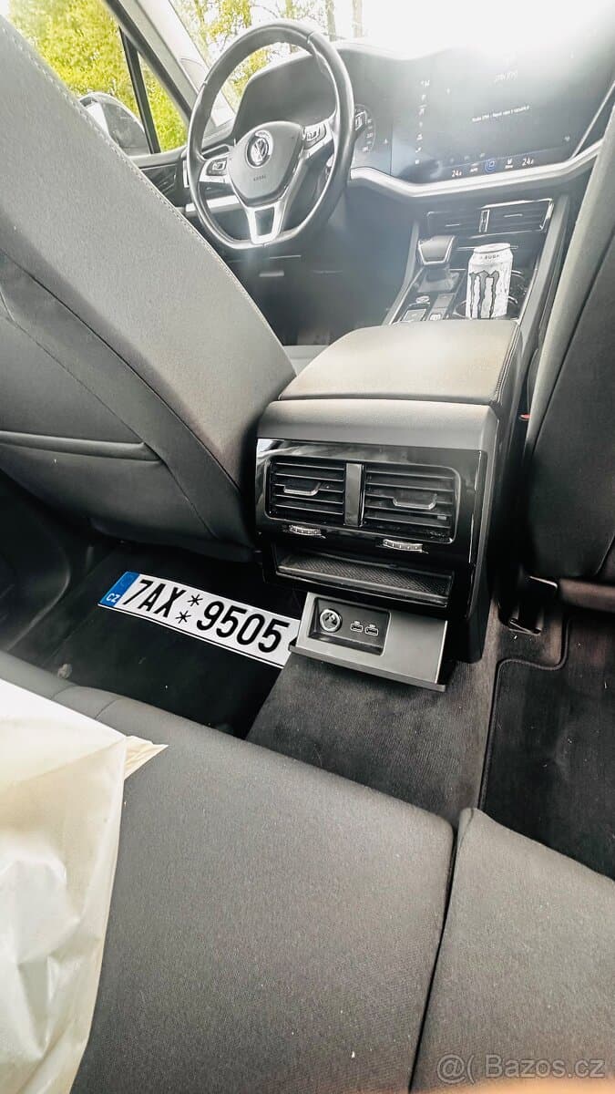 2019 Volkswagen TOUAREG - 6