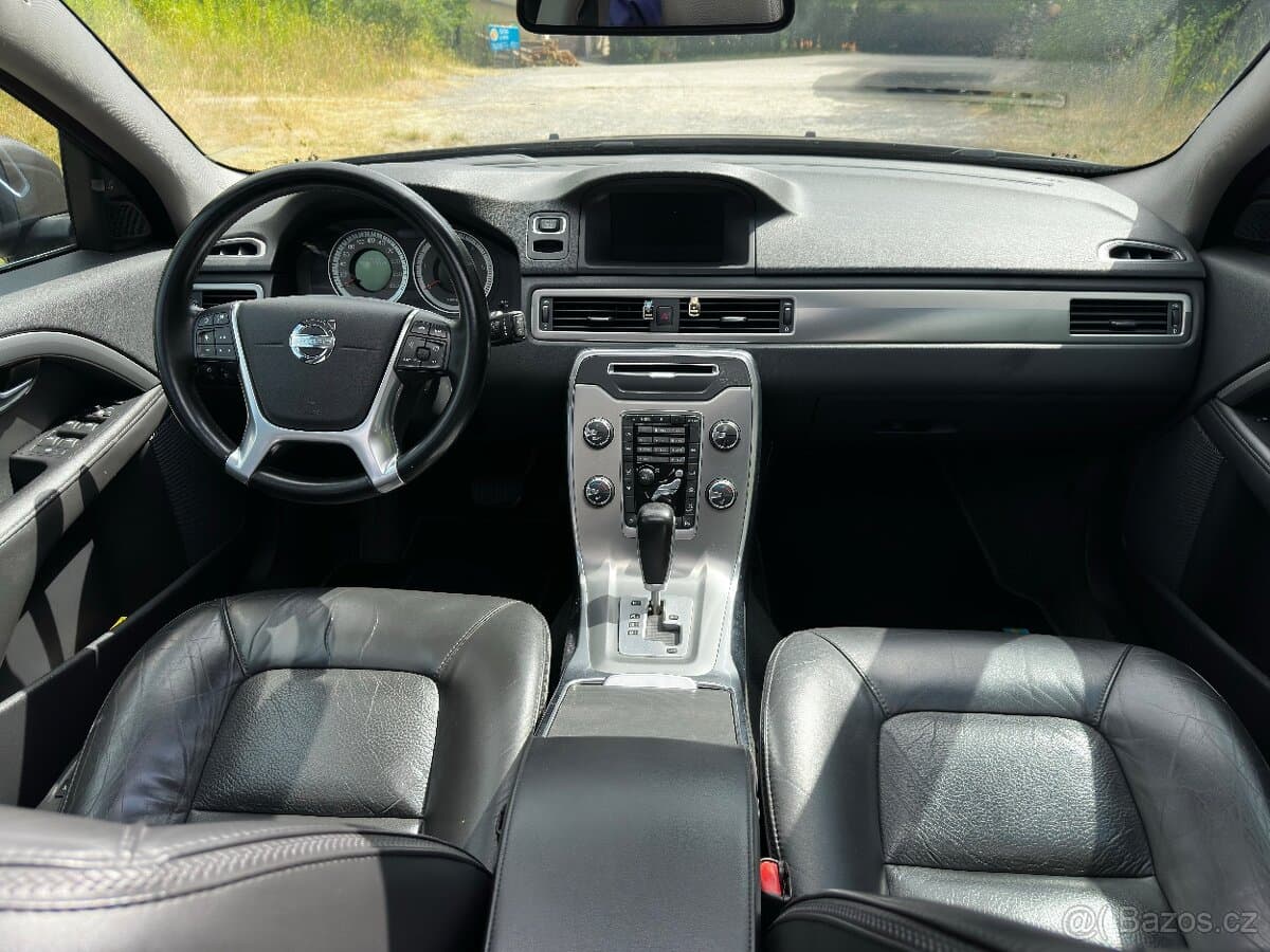 2012 Volvo XC70 - 6