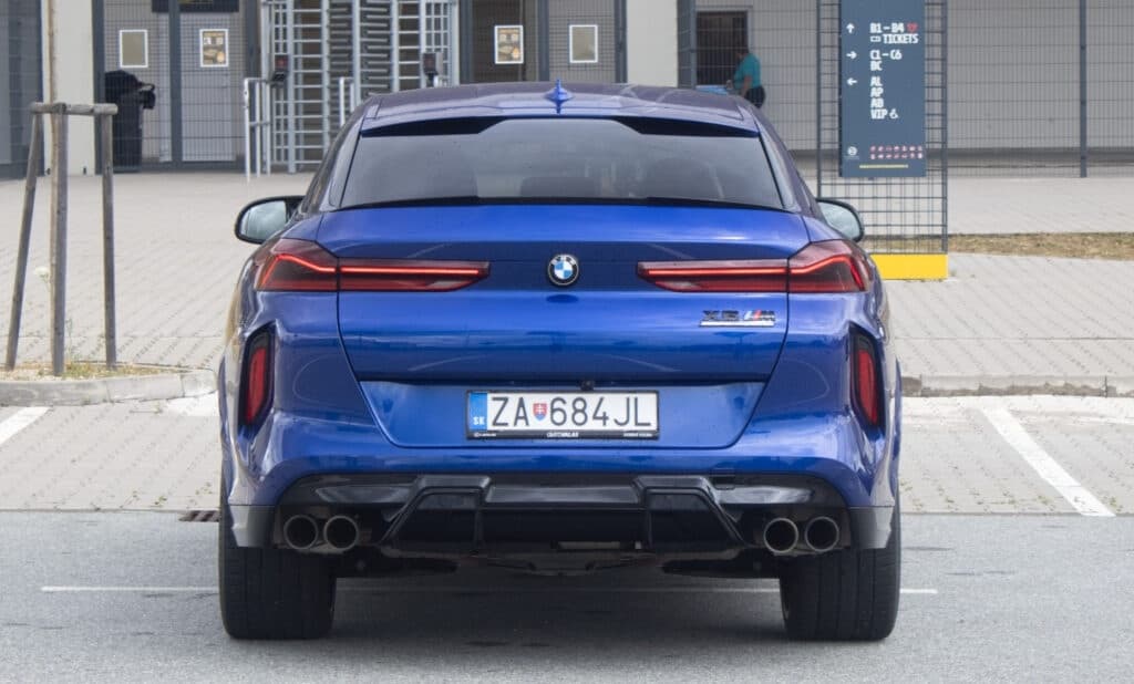 2021 BMW X6 - 6