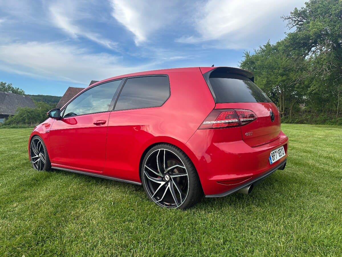 2017 Volkswagen GOLF - 6