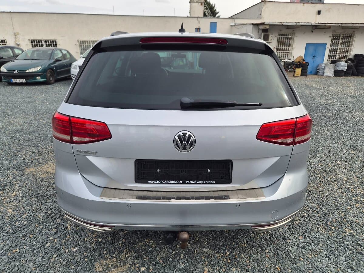 2015 Volkswagen PASSAT - 6