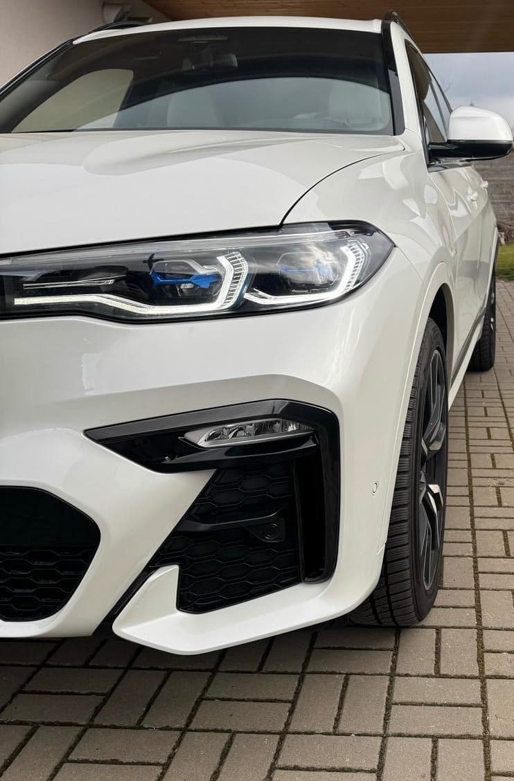 2019 BMW X7 - 6