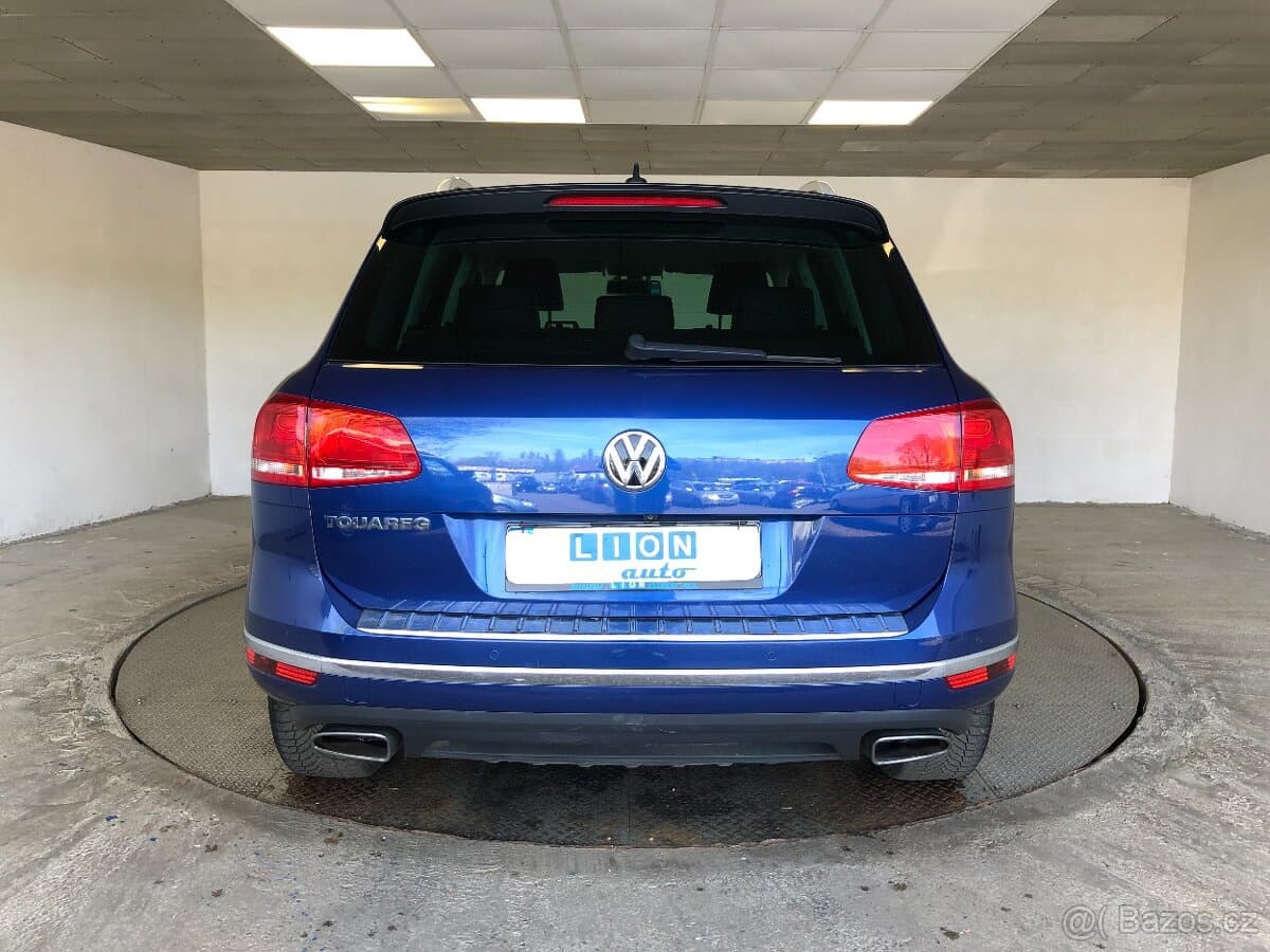 2015 Volkswagen TOUAREG - 6