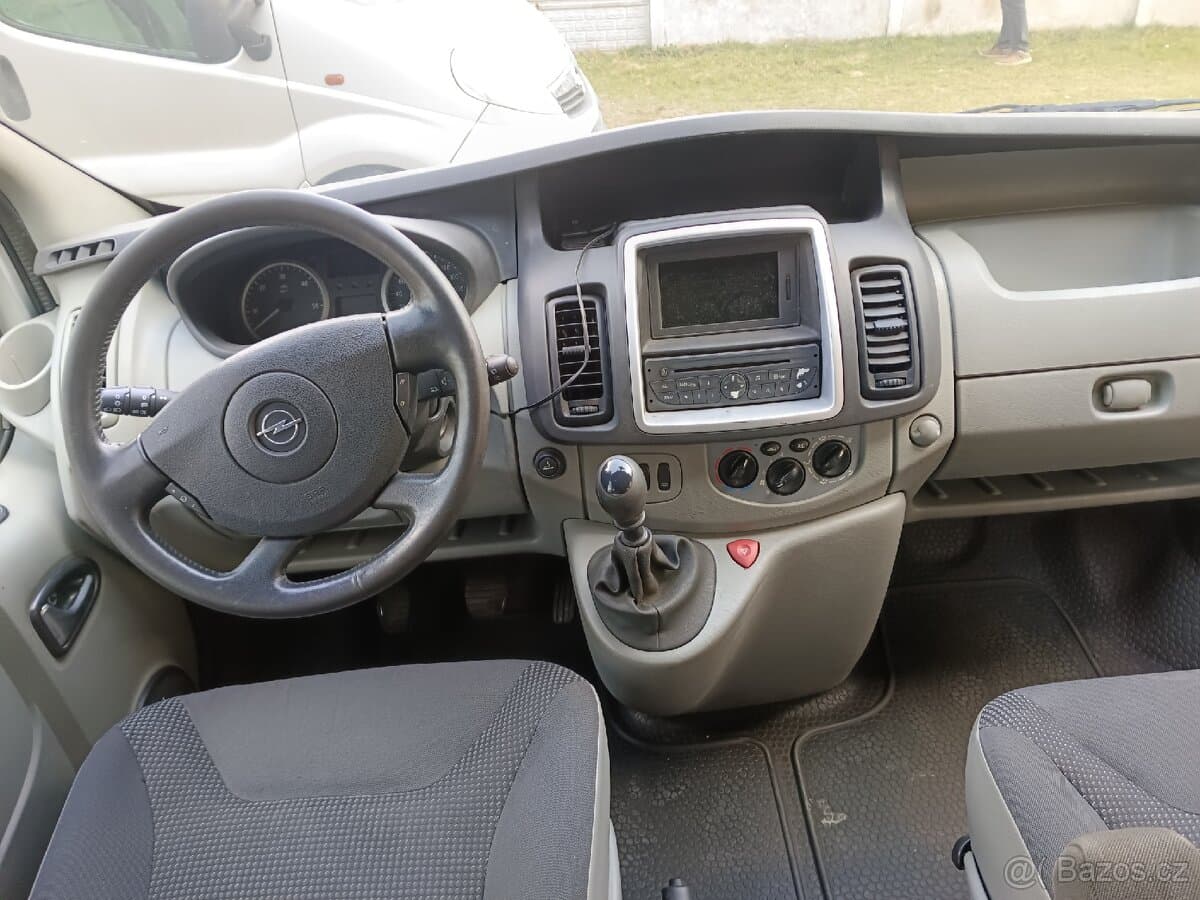 2011 Opel VIVARO - 6
