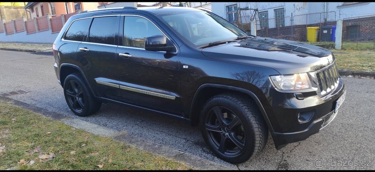 2013 Jeep CHEROKEE - 6