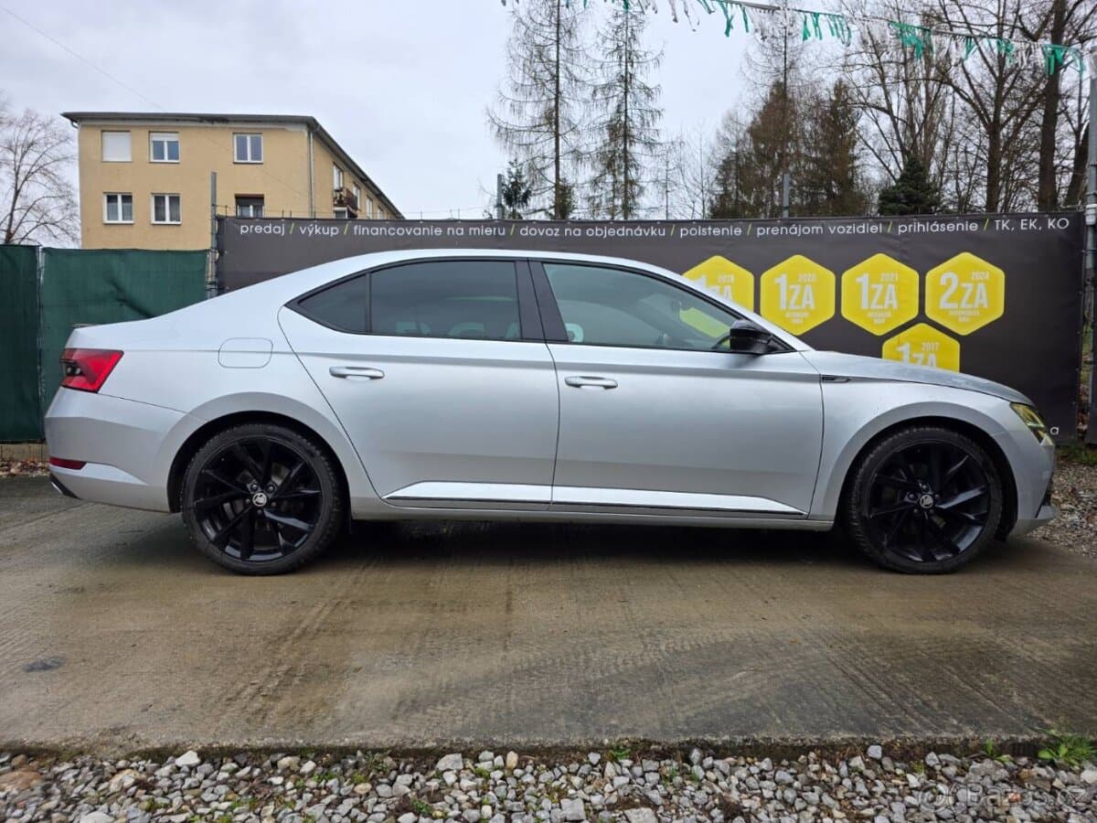 2020 Škoda SUPERB - 6