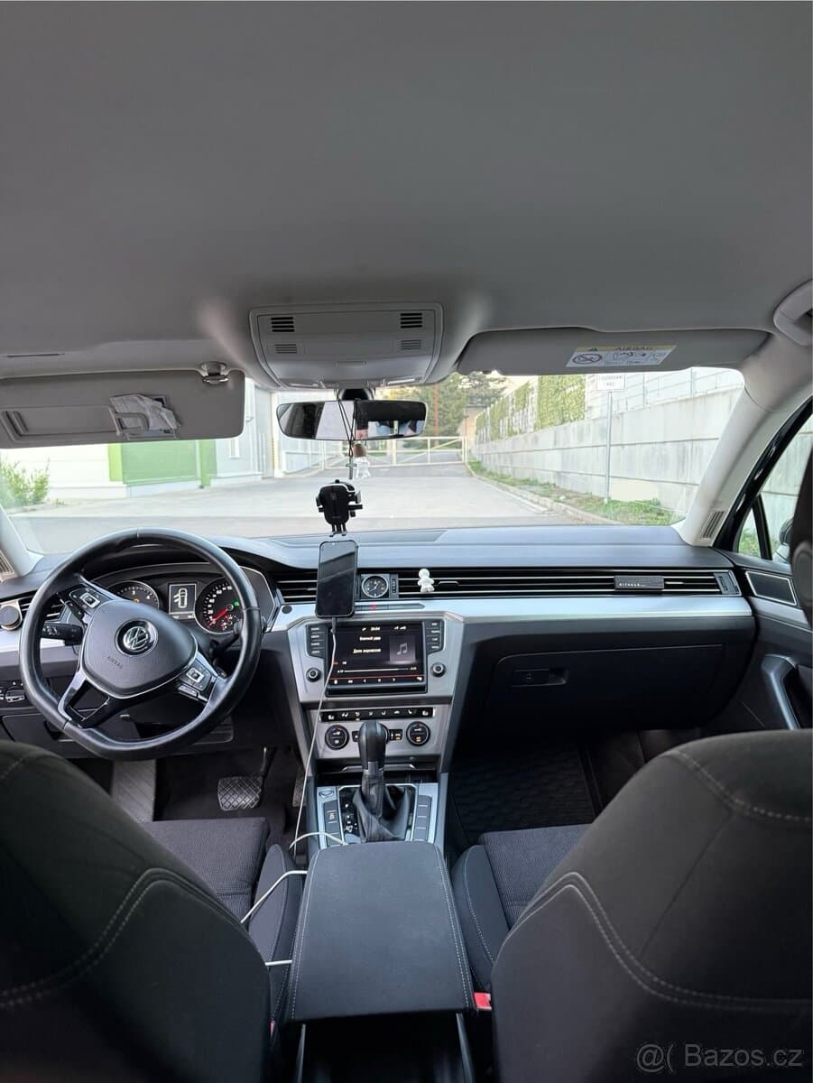 2015 Volkswagen PASSAT - 6