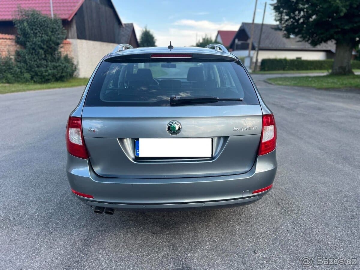 2010 Škoda SUPERB - 6