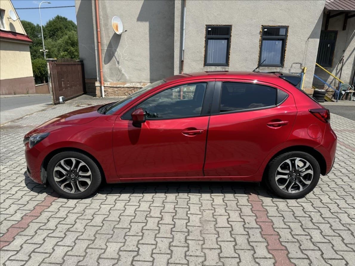 2016 Mazda 2 - 6