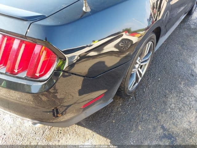 2017 Ford MUSTANG - 6