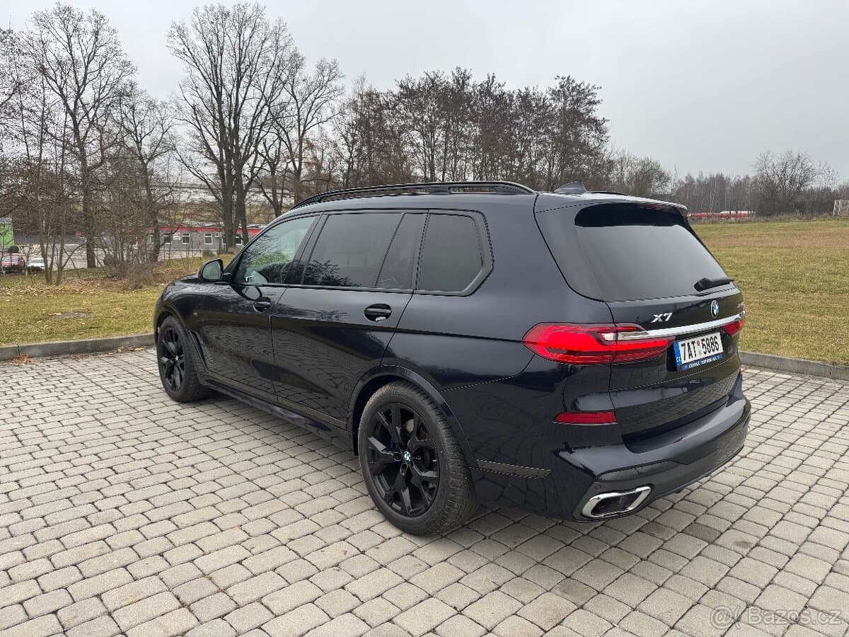2019 BMW X7 - 6
