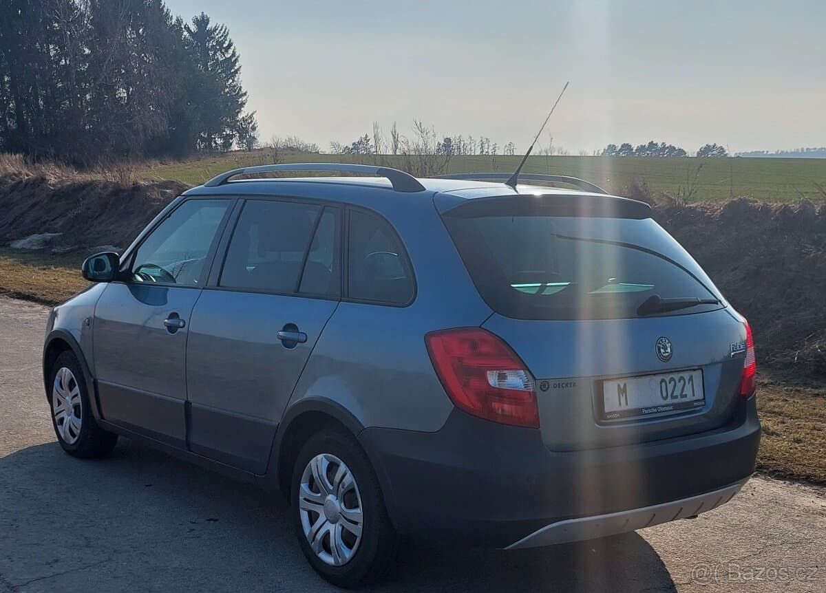 2010 Škoda FABIA - 6