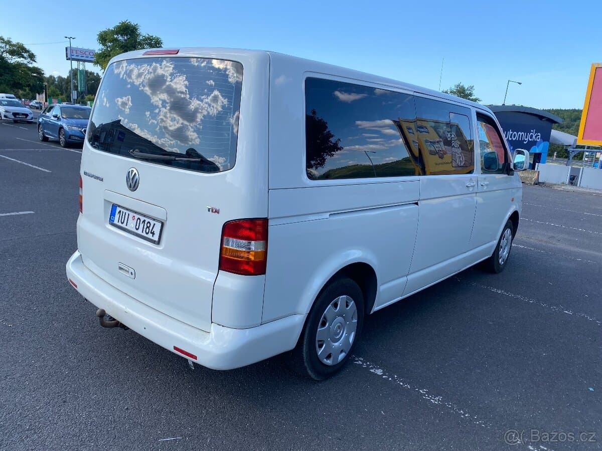 2004 Volkswagen CARAVELLE - 6