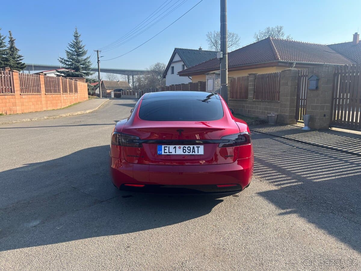 2017 Tesla MODEL S - 6