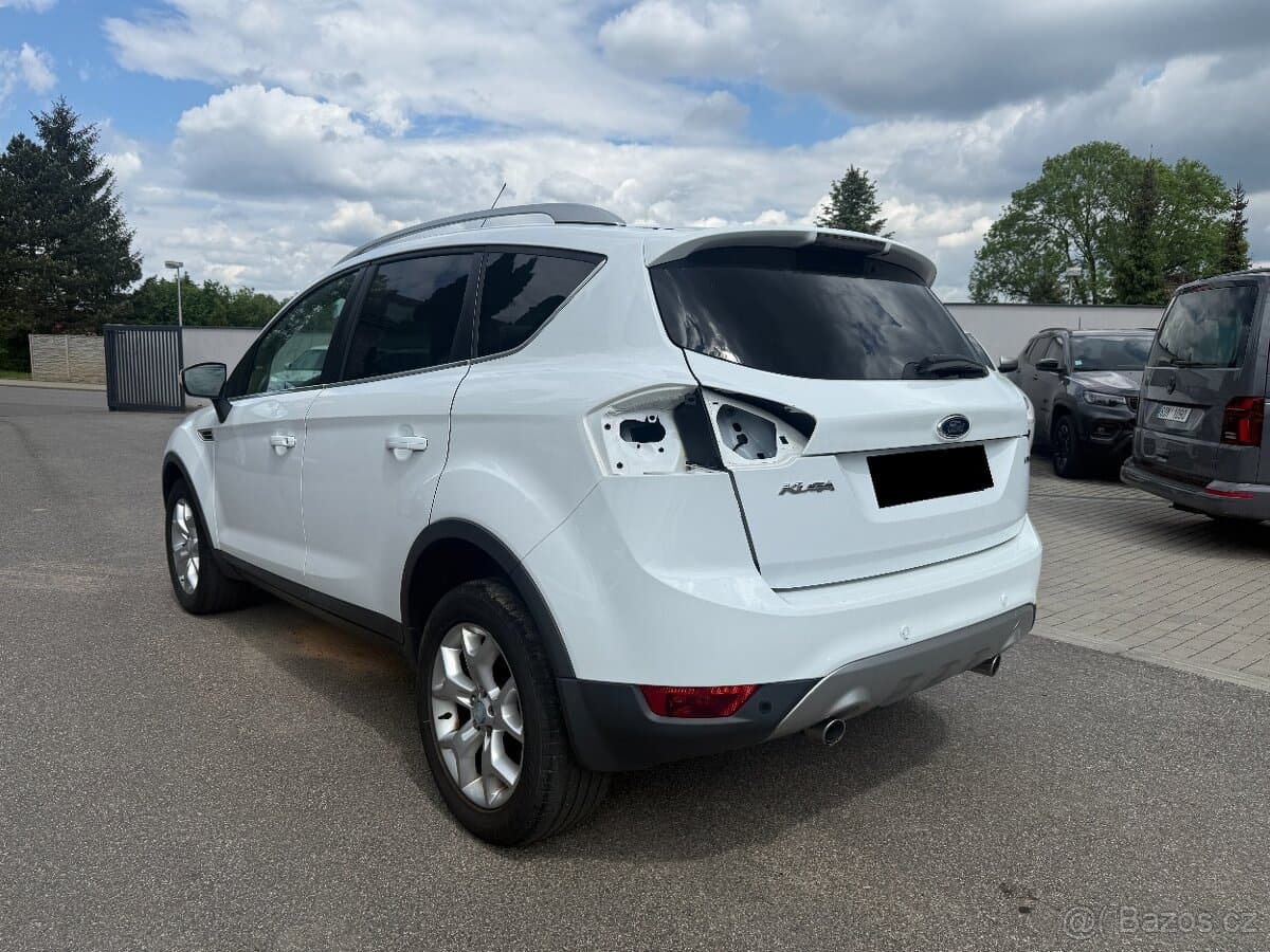 2010 Ford KUGA - 6
