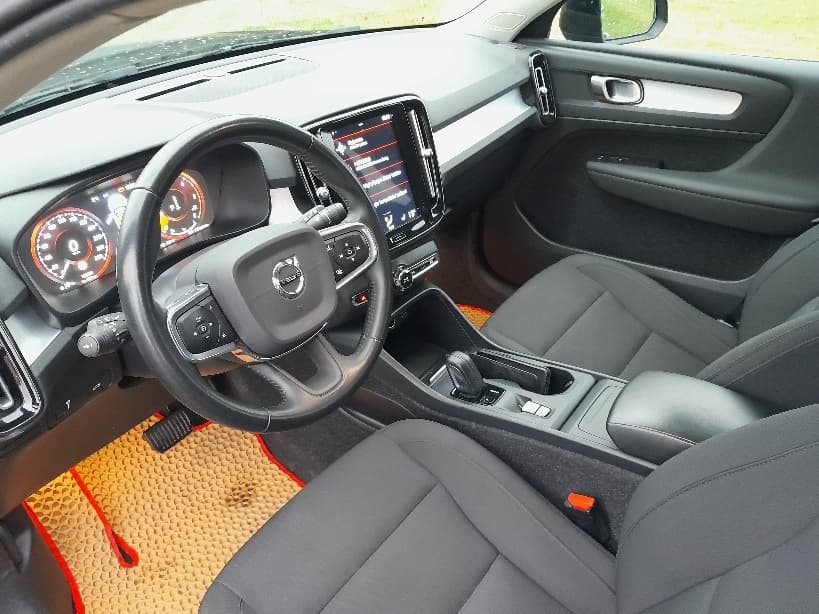 2021 Volvo XC40 - 6