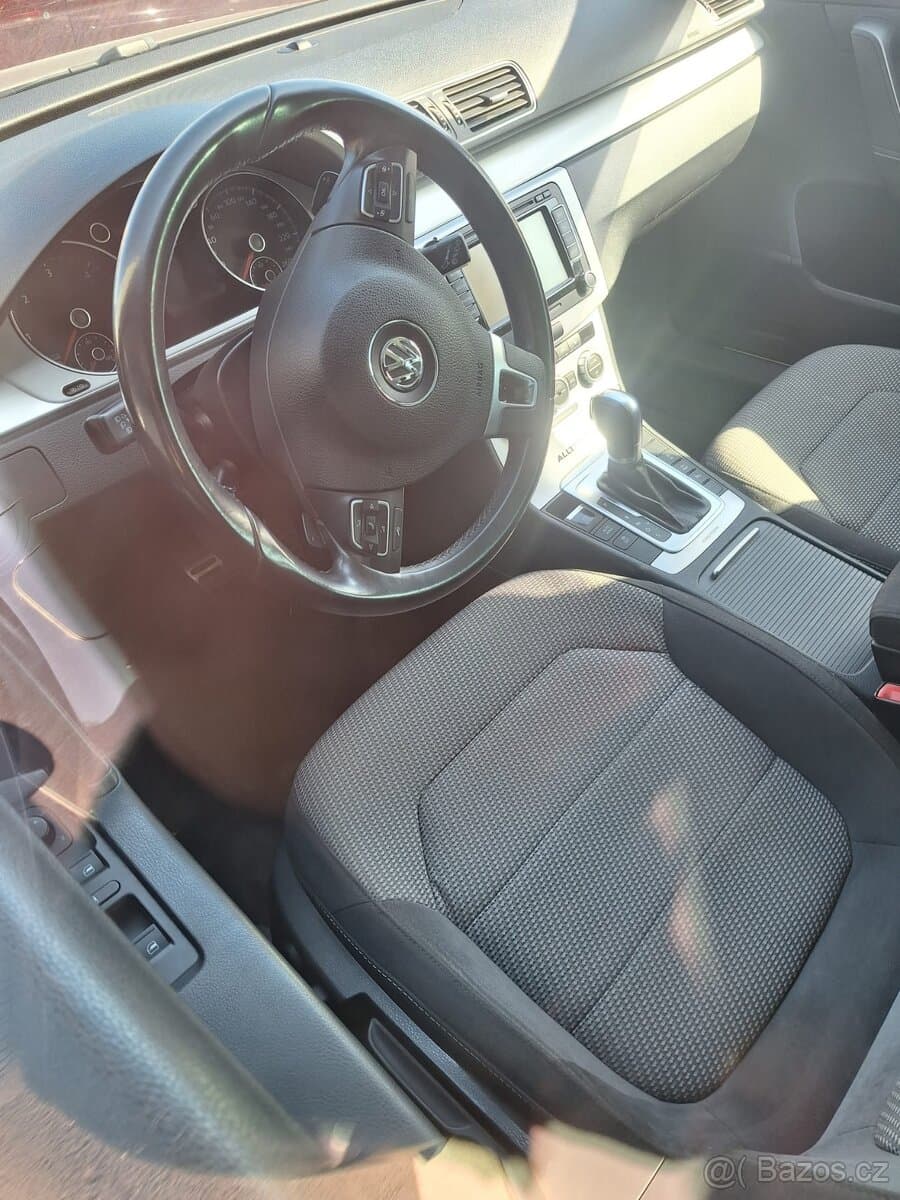 2014 Volkswagen PASSAT - 6