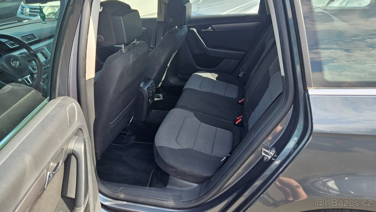 2013 Volkswagen PASSAT - 6