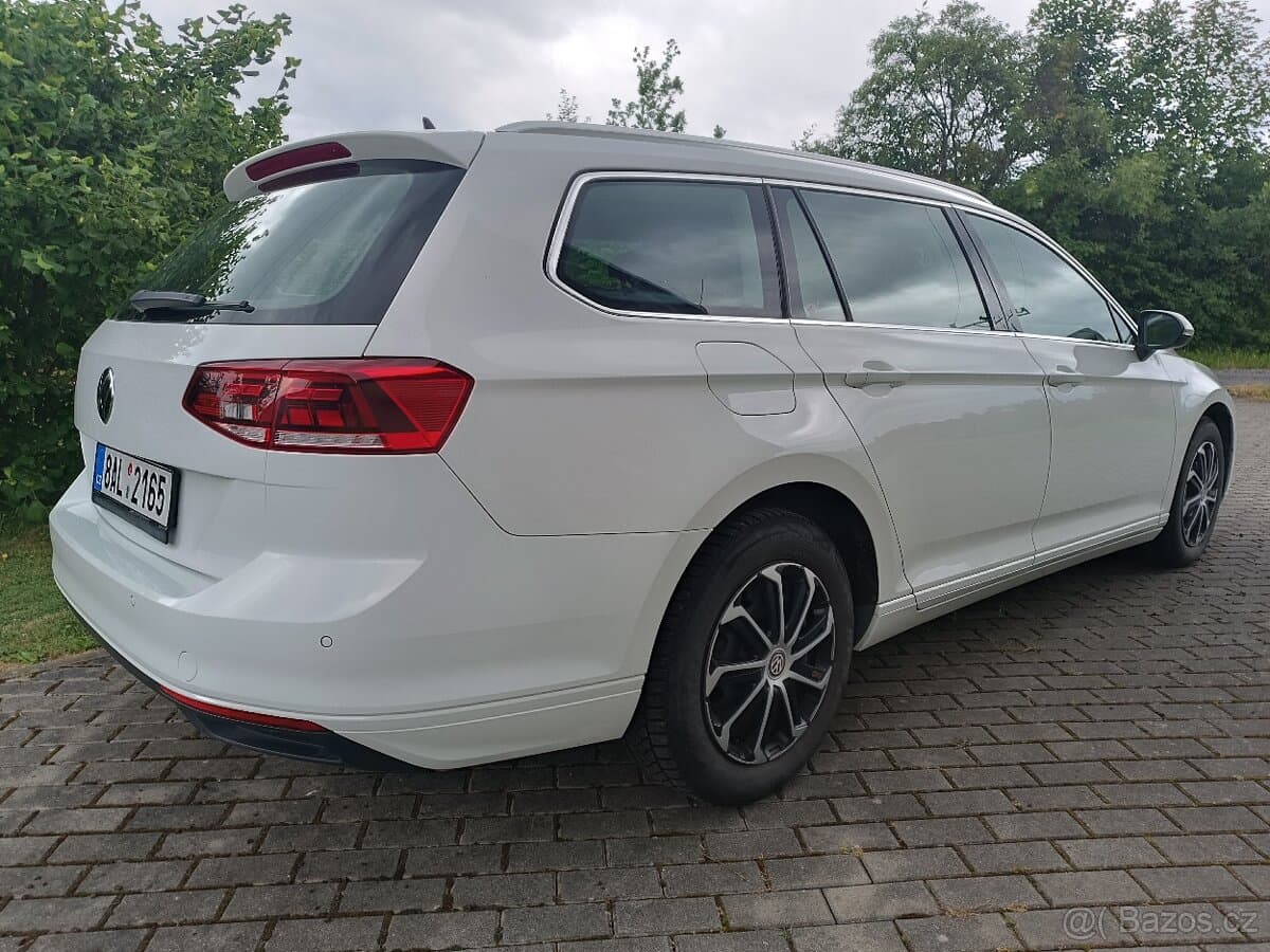 2020 Volkswagen PASSAT - 6