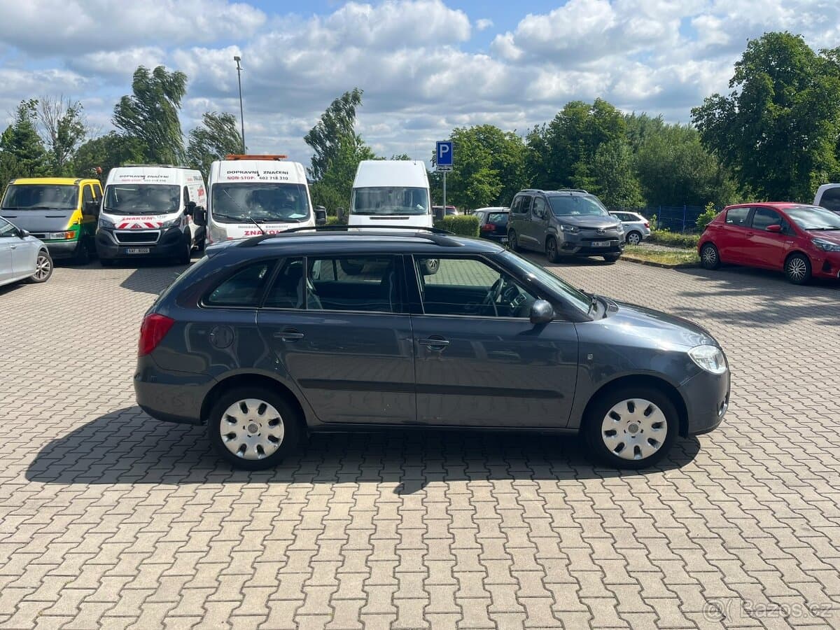 2010 Škoda FABIA - 6
