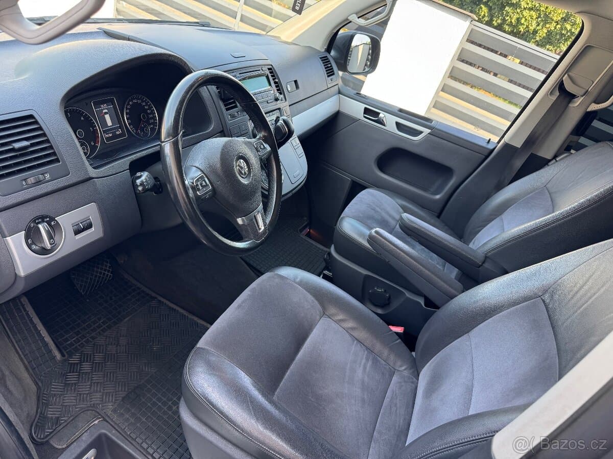 2013 Volkswagen MULTIVAN - 6