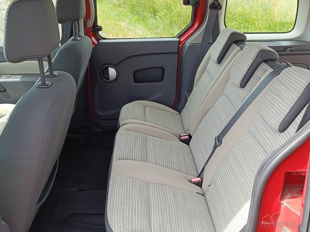 2011 Renault KANGOO - 6