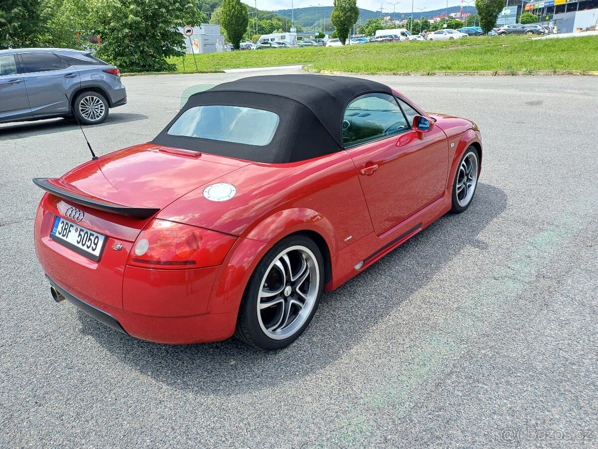 2000 Audi TT - 6