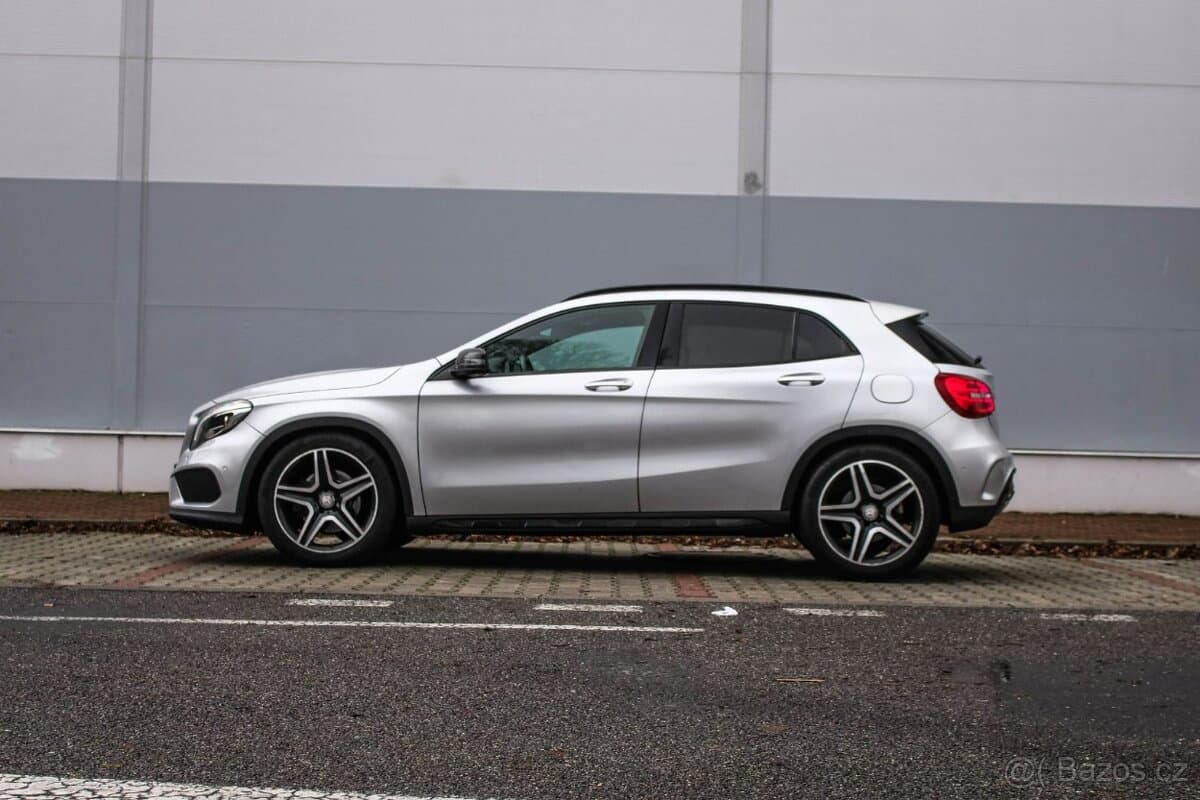 2016 Mercedes-Benz GLA - 6