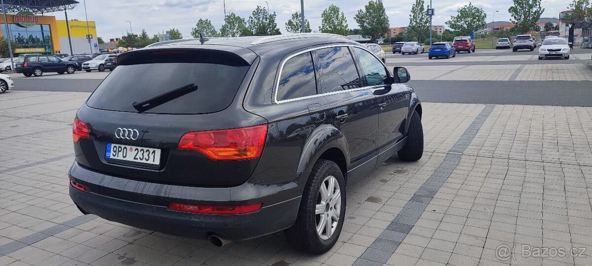 Audi Q7 - 6