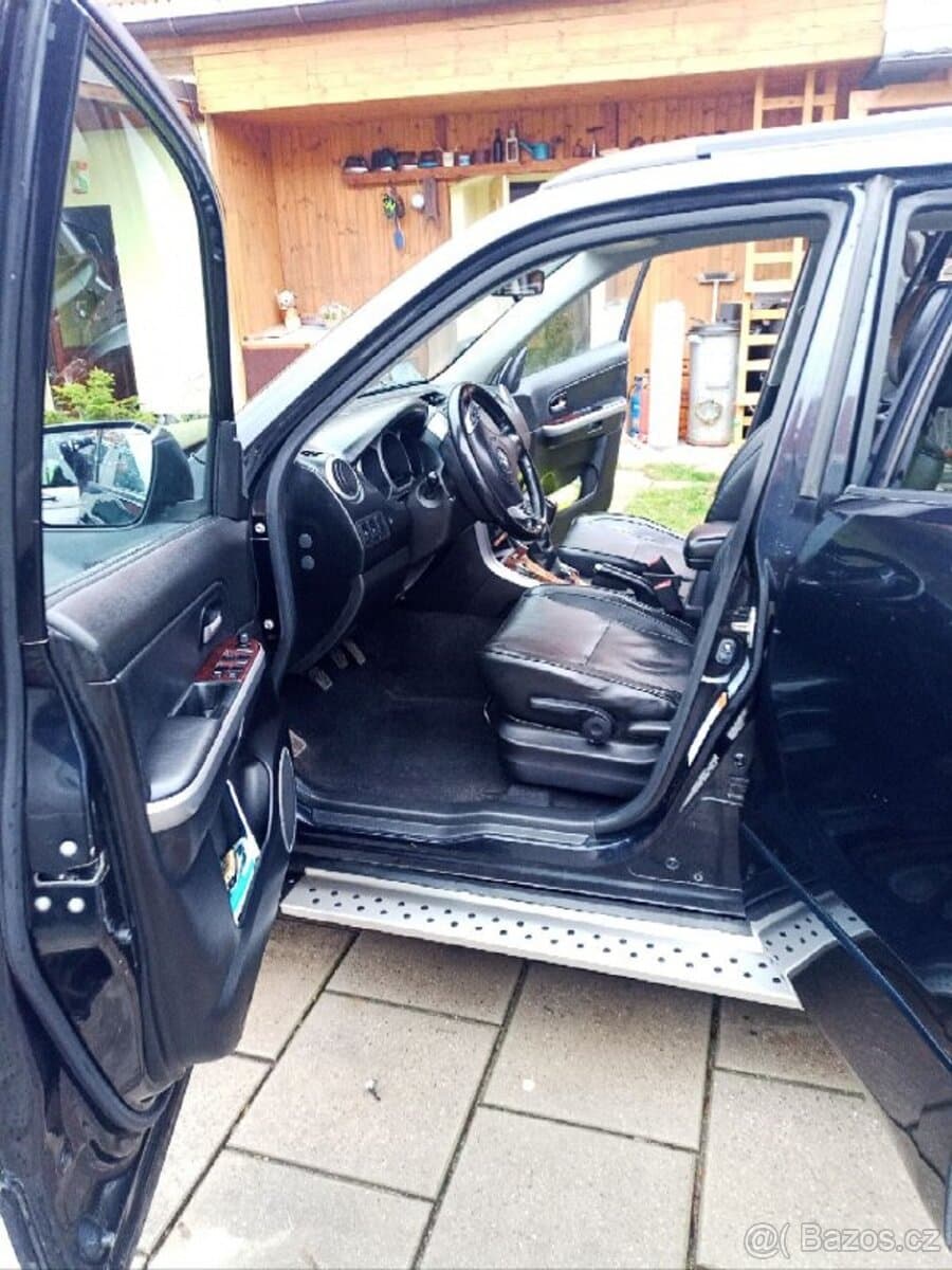 Suzuki GRAND - 6
