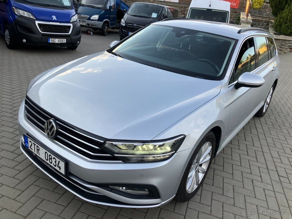 2020 Volkswagen PASSAT - 6