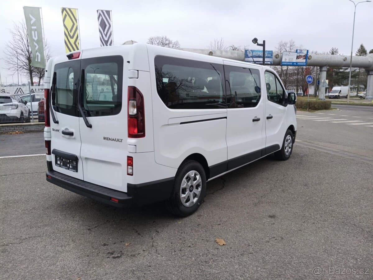 Renault TRAFIC - 6